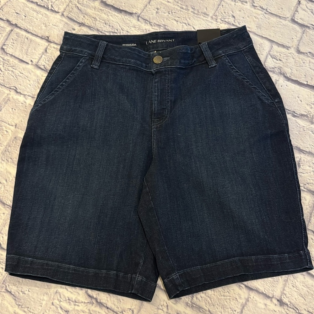 NWT Lane Bryant Denim Bermuda Short Denim Size 16